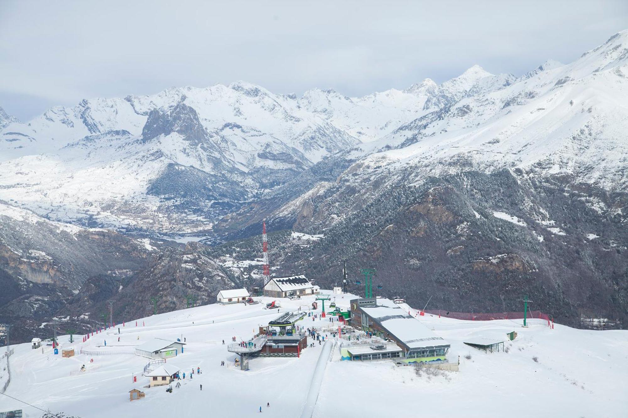 Snoe Hotel Formigal Eksteriør bilde