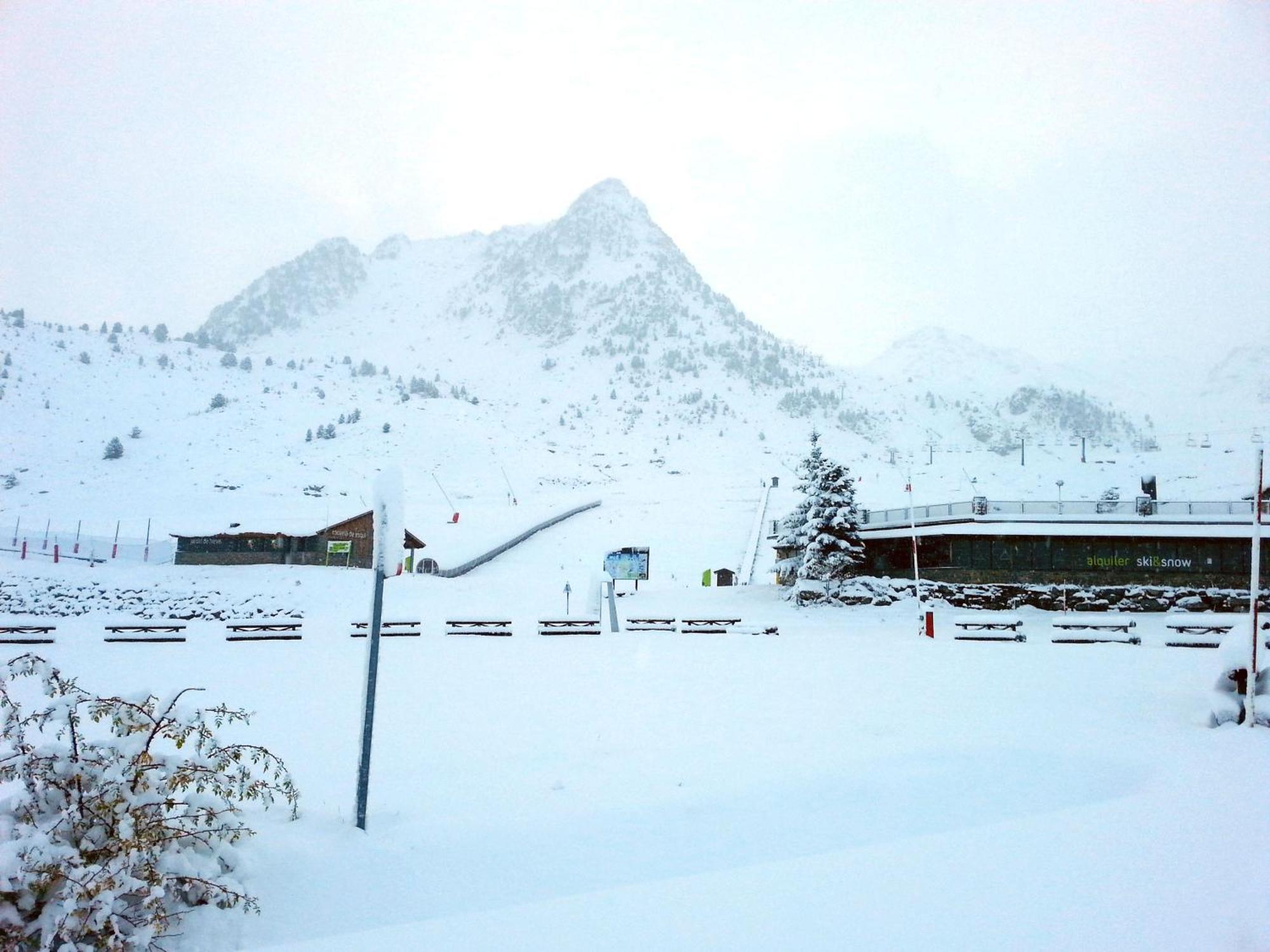 Snoe Hotel Formigal Eksteriør bilde